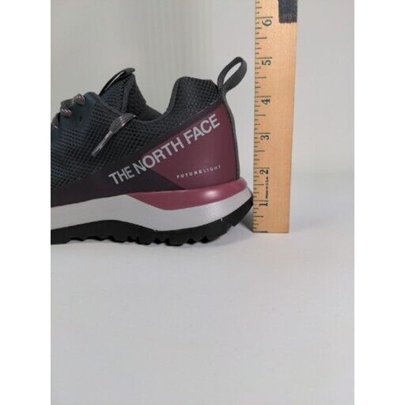 The North Face Women's Activist Futurelight Waterproof Hiking Sneakers Shoe Sz11 - Picture 13 of 16